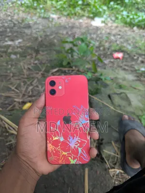 Apple iPhone 12 128 GB Red
