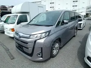 Toyota Noah 2023 Gray