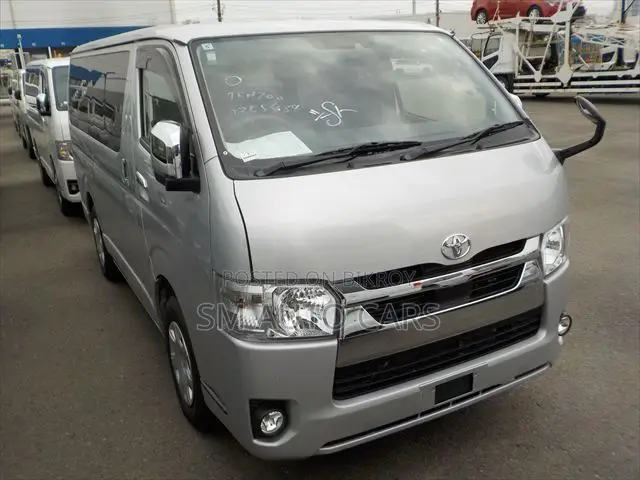 Toyota HiAce 2022 Silver