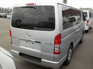 Toyota HiAce 2022 Silver