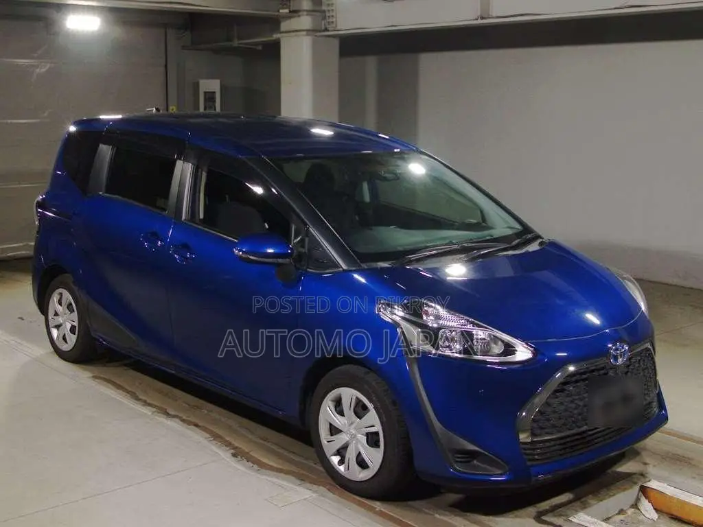 Toyota Sienta 1.5 Front Wheel Drive 2021 Blue