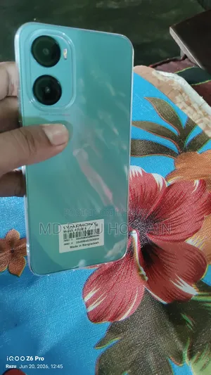 New Symphony ATOM 5 64 GB Green