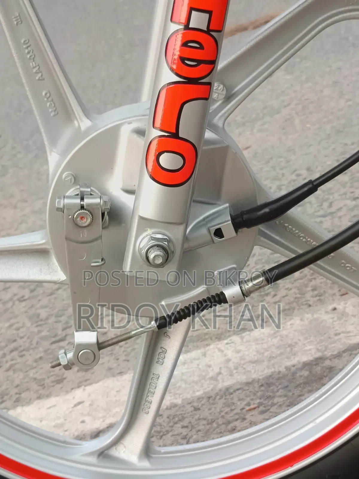 Hero HF Deluxe 2025 Red