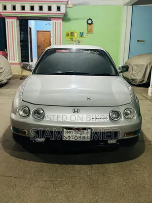 নতুন হোন্ডা সিভিক ১৯৯৪ সিলভার