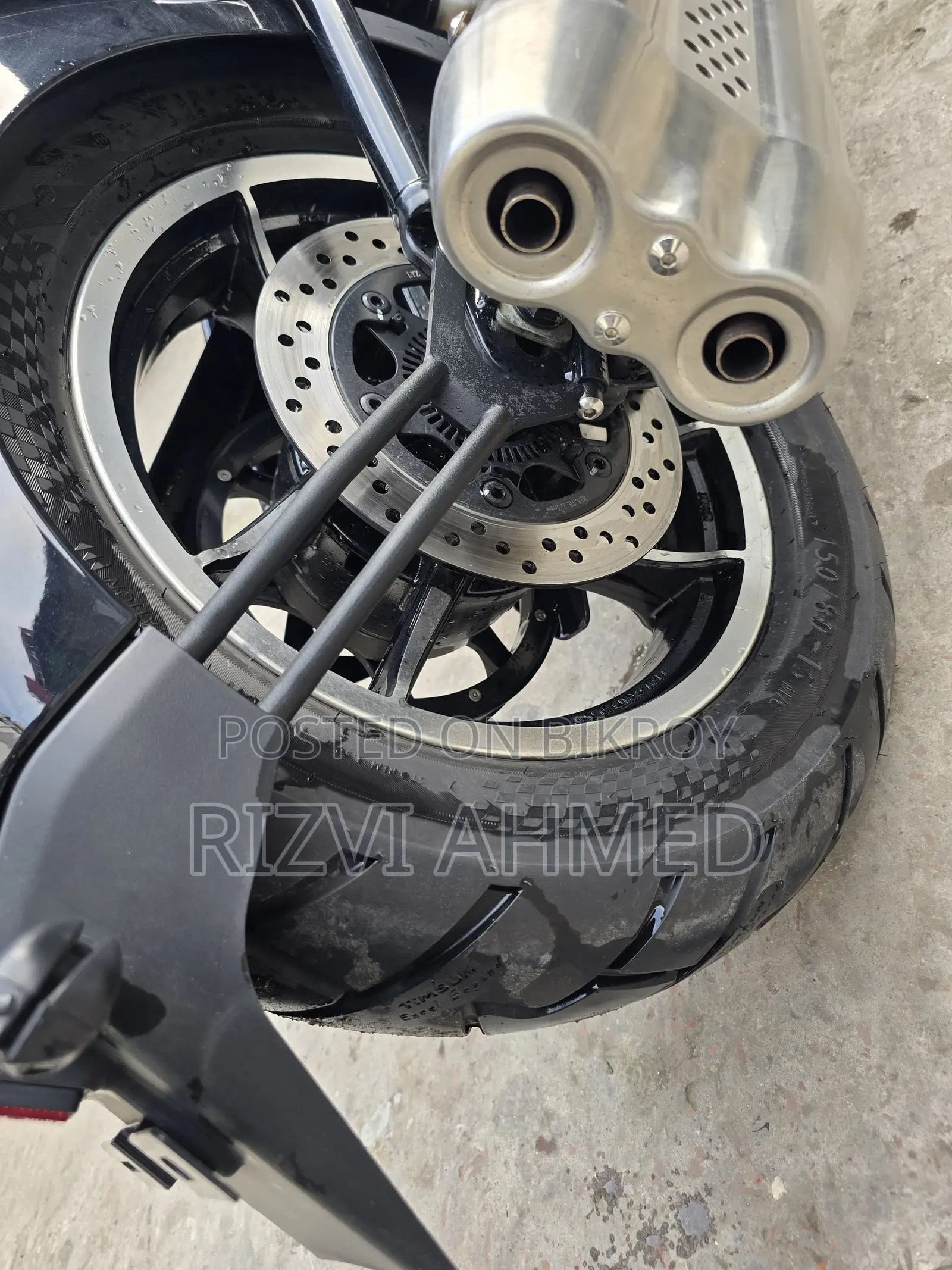New Hyosung GV300R 2025 Black