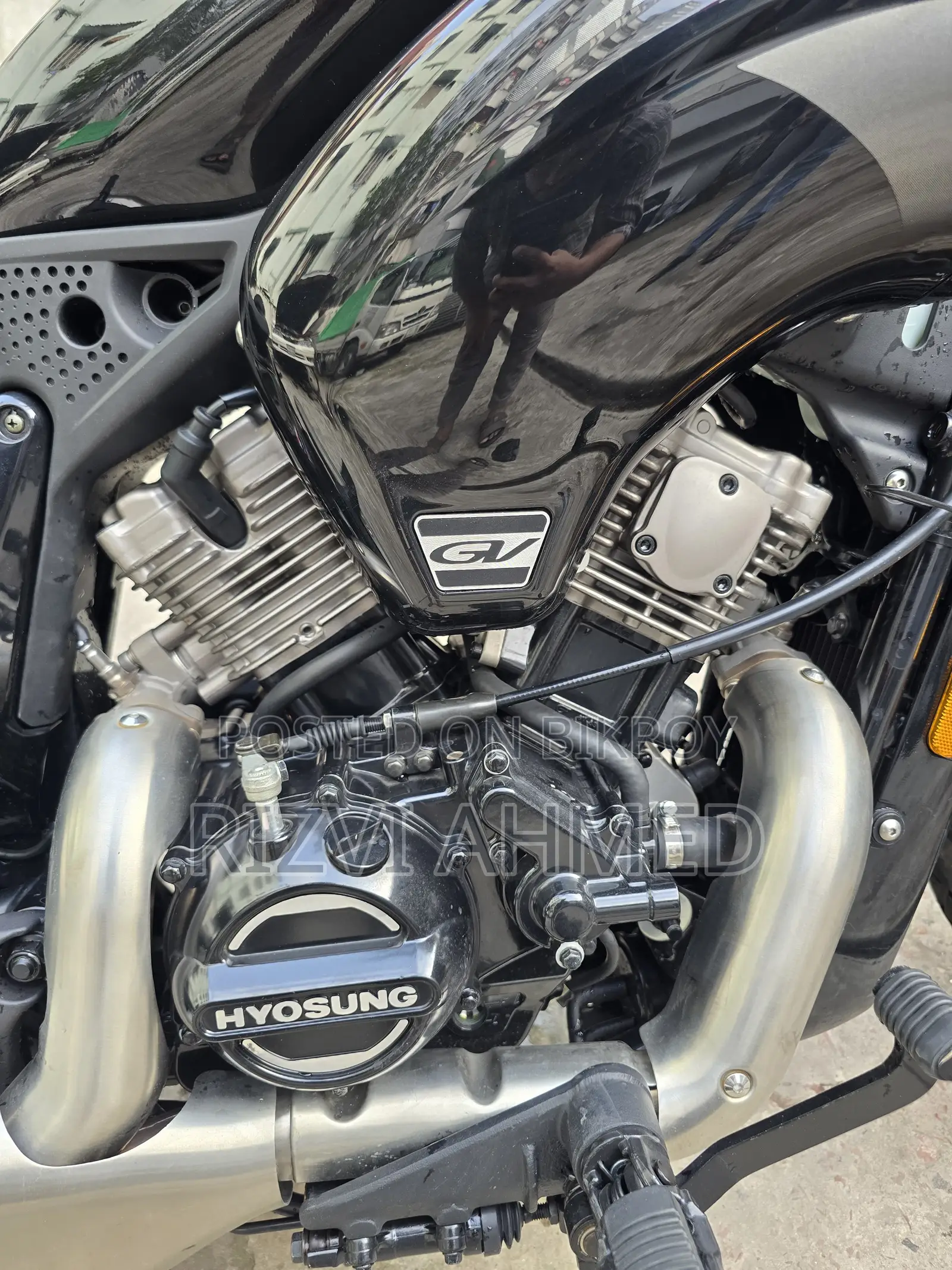 New Hyosung GV300R 2025 Black