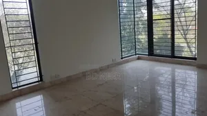 গুলশানে ২০ বেডরুমের বাড়ি ভাড়ার জন্য