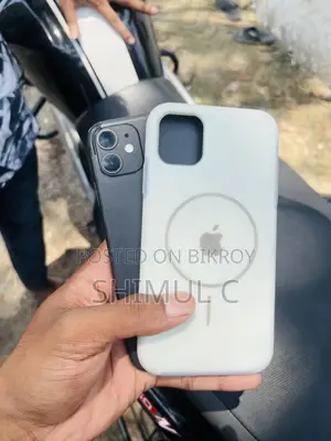 অ্যাপল আইফোন ১১ ১২৮ জিবি কালো