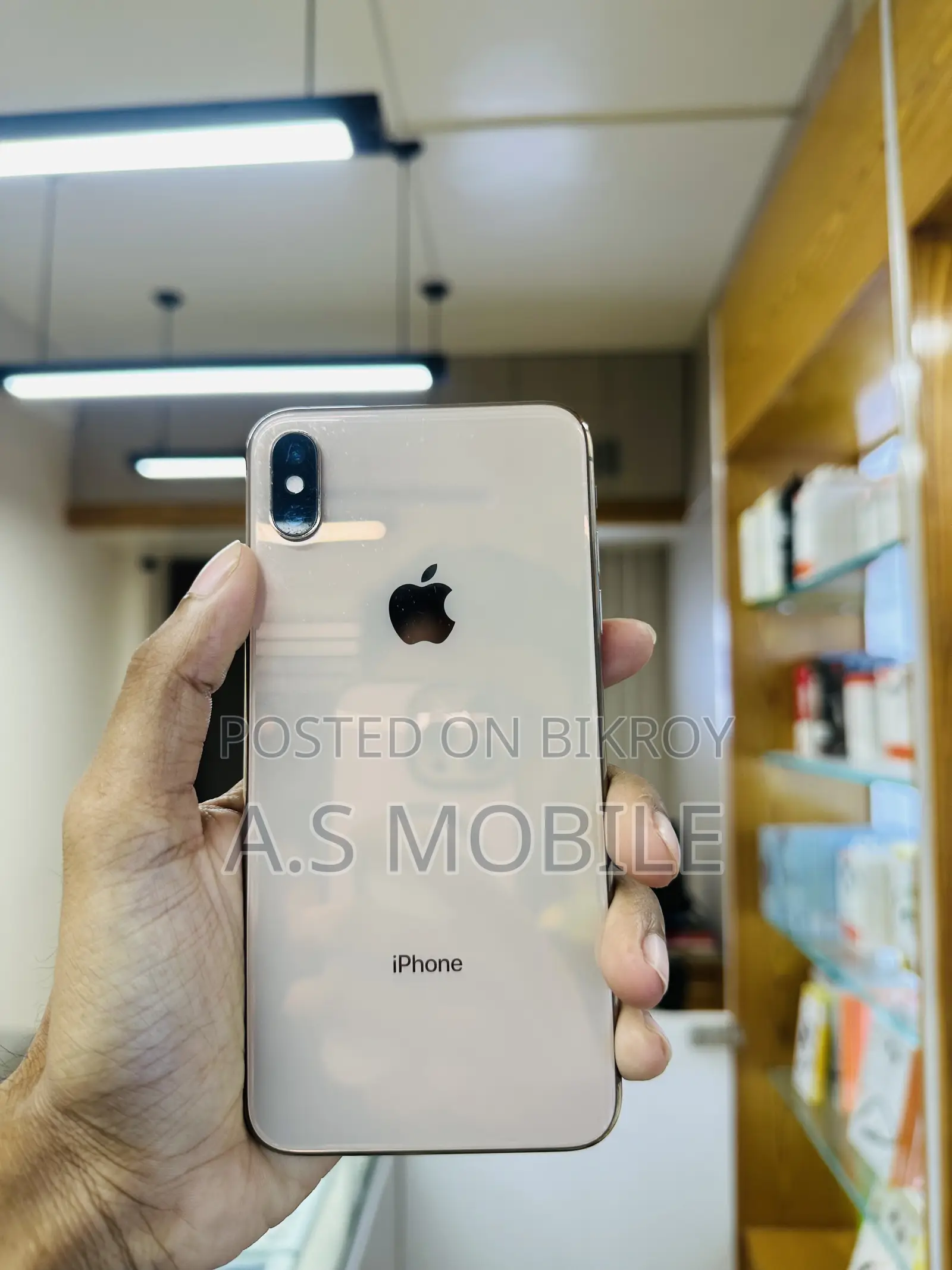 Apple iPhone XS Max 64 GB Gold
