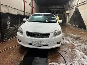 টয়োটা অ্যাক্সিও ২০০৮ সাদা