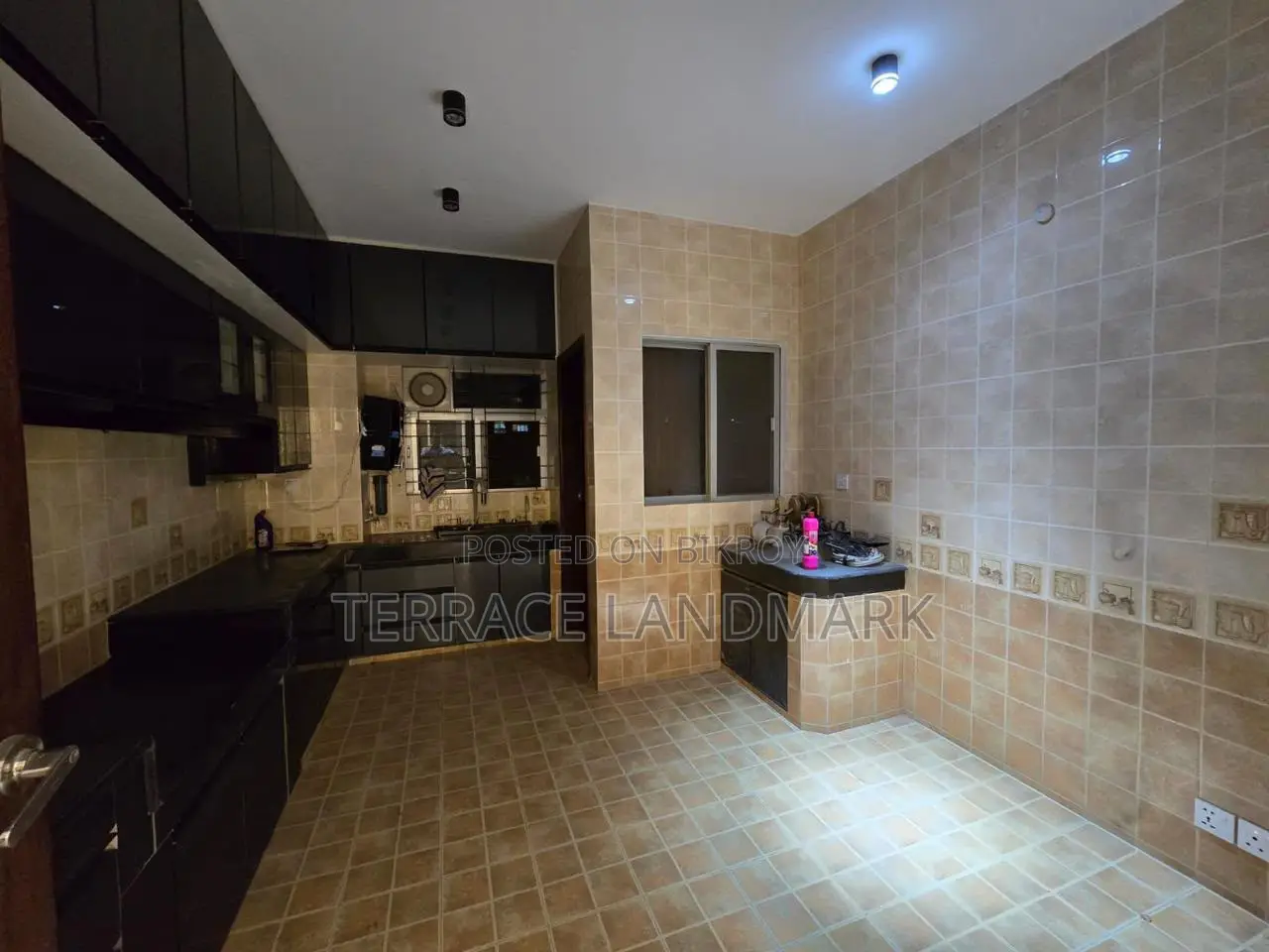 4-Bedroom Apartment in Banani for Sale