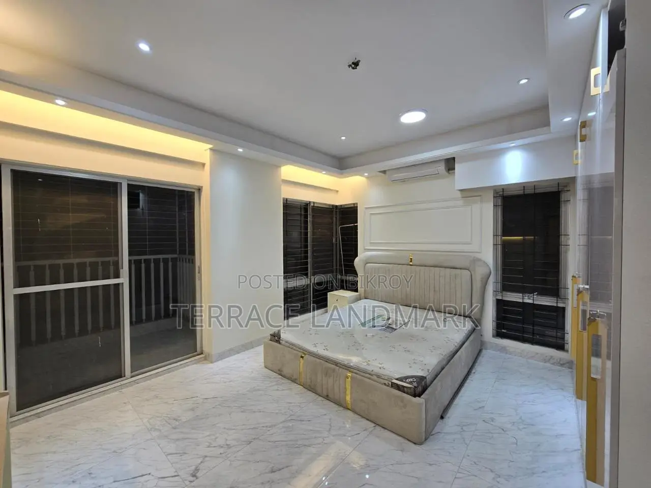 4-Bedroom Apartment in Banani for Sale