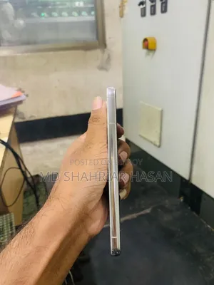 স্যামসাং গ্যালাক্সি এস২২ ৫জি ২৫৬ জিবি সাদা