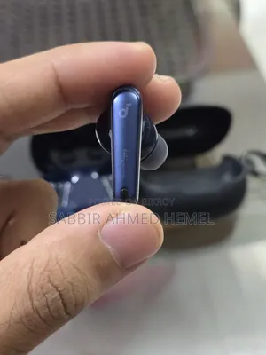 ইয়ারবাডস টিডব্লিউএস (Earbuds TWS)