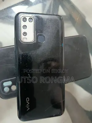 Vivo Y30 128 GB Black