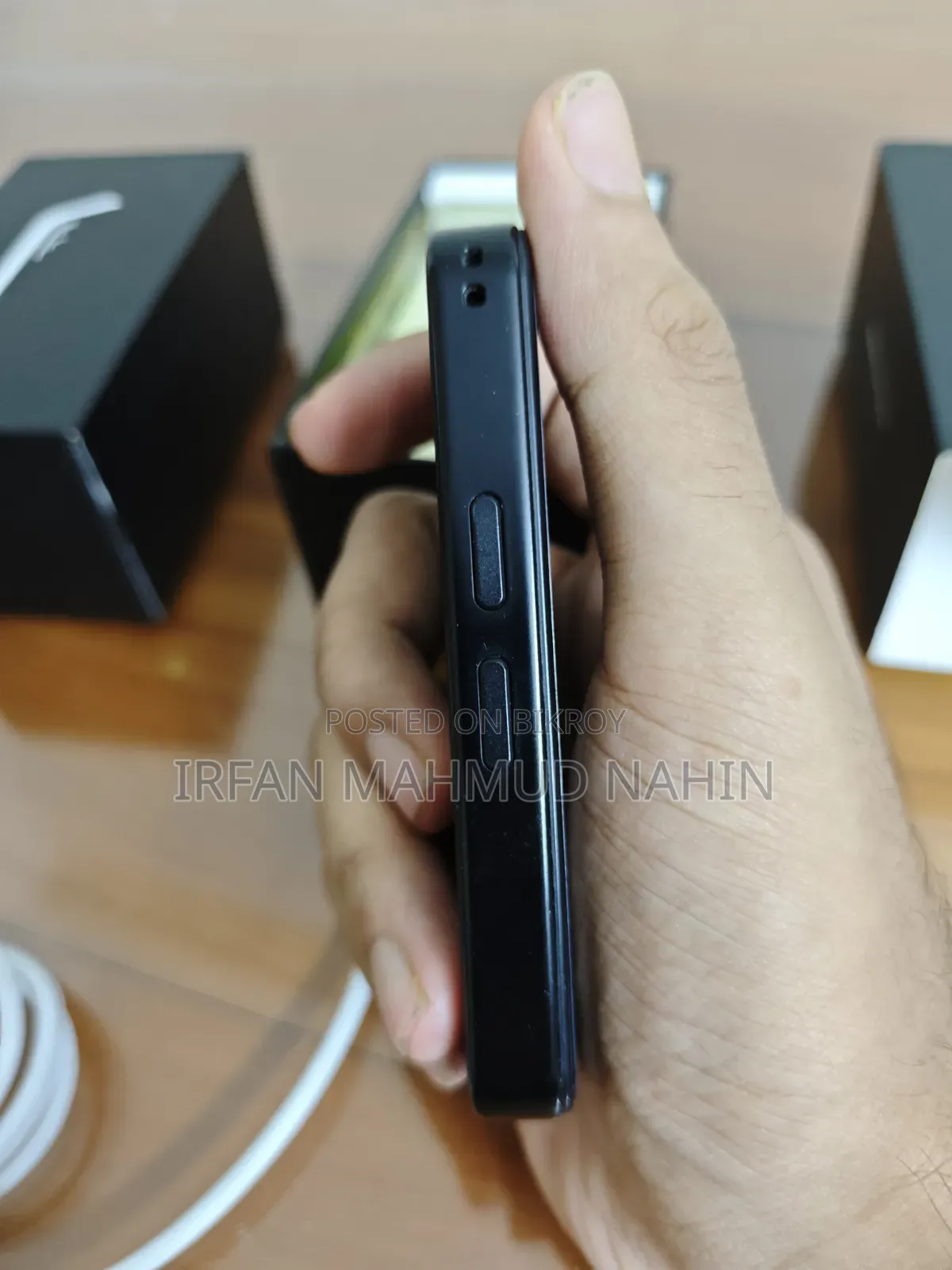 Mobile Phone 16 GB Black