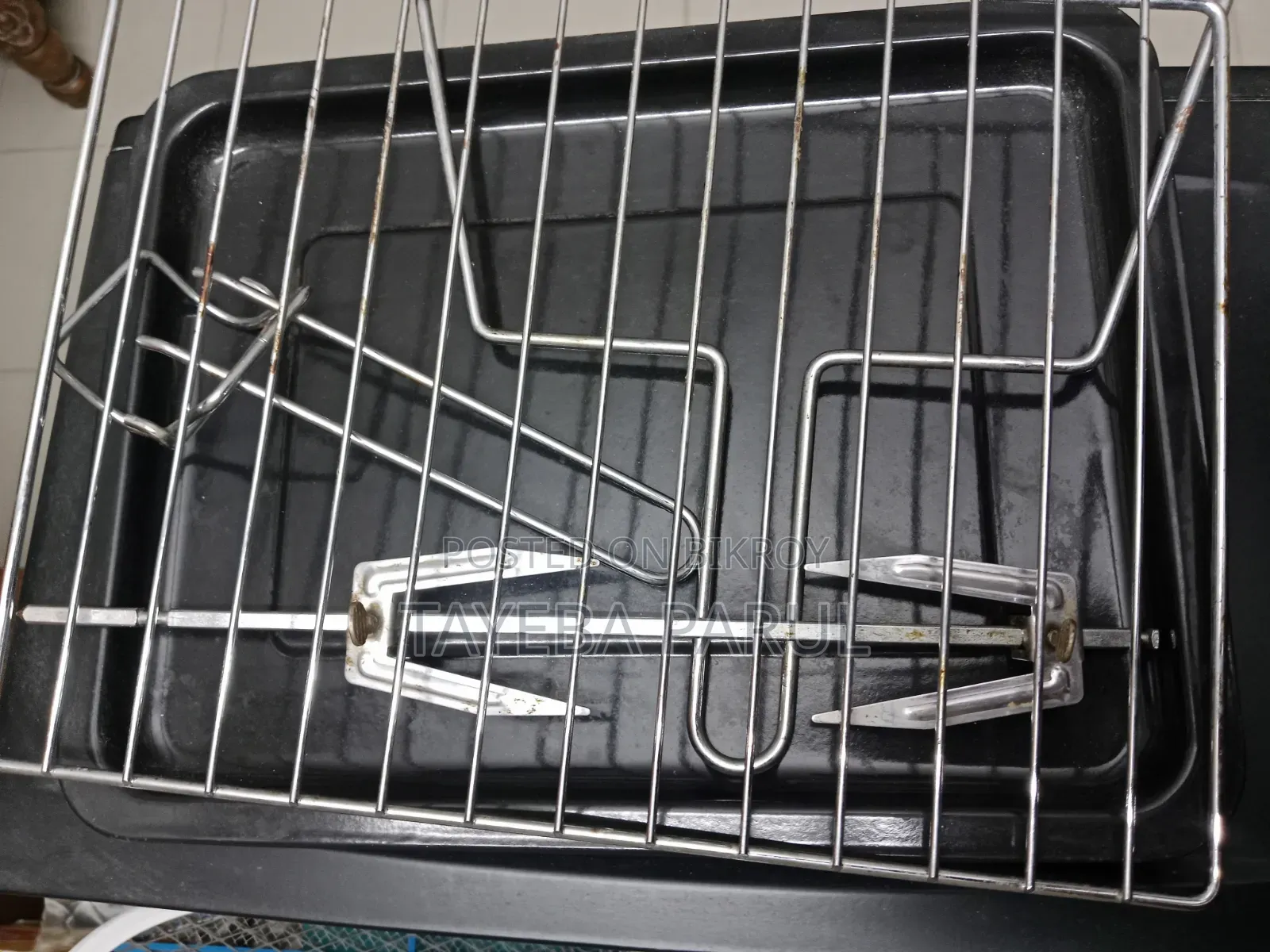 Used But Fresh Condition Oven For Cook