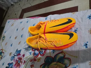 Nike Phantom GT Academy FG Football Boots