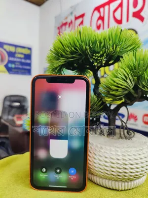 Apple iPhone XR 256 GB White