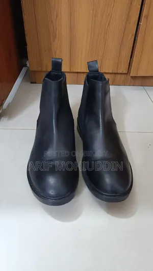 Chelsea Boots