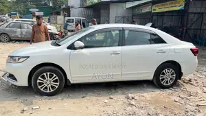 Toyota Premio 1.5 FWD 2016 Pearl