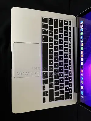 Laptop Apple MacBook Pro 2015 8GB Intel Core I5 SSD 256GB