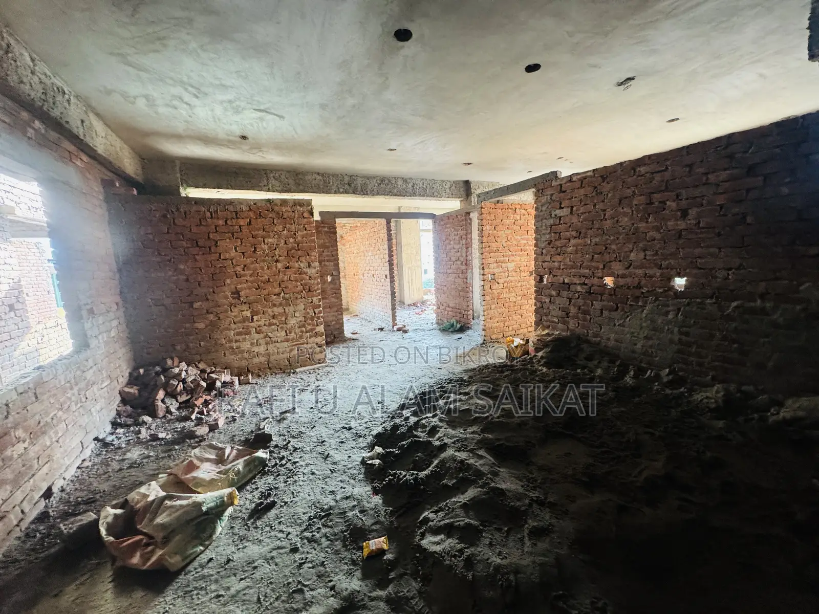 3-bedroom Apartment in Kunjalata-2, Khilgaon for sale