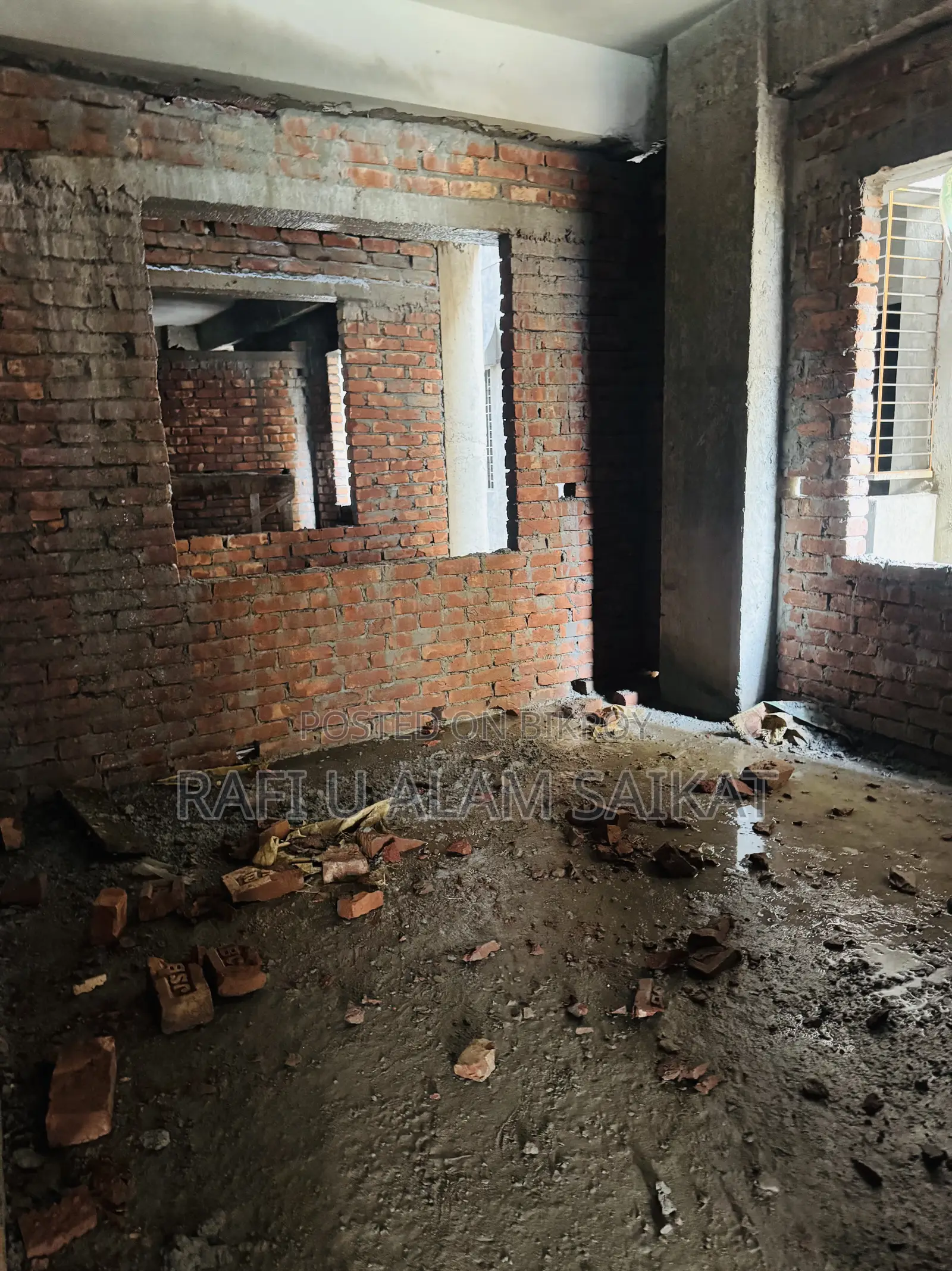 3-bedroom Apartment in Kunjalata-2, Khilgaon for sale