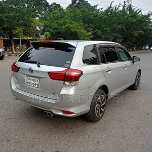 টয়োটা করোলা ফিল্ডার ১.৫ পেট্রোল অল হুইল ড্রাইভ ২০০৭ সিলভার