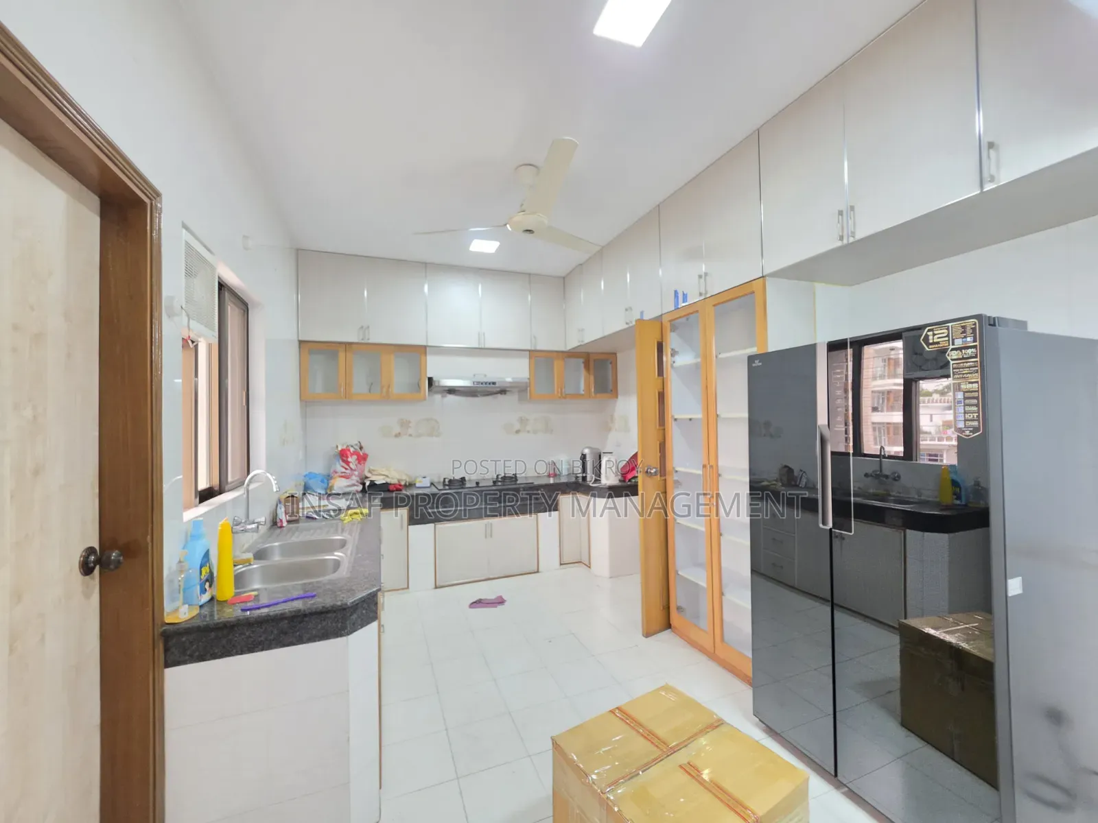 4-bedroom Apartment in Gulshan for Rent