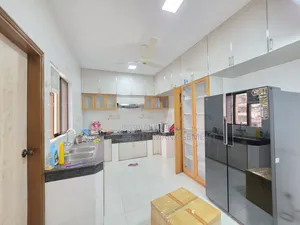4-bedroom Apartment in Gulshan for Rent