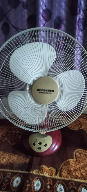 ডিফেন্ডার চার্জার ফ্যান