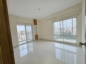 4bdrm Apartment in Gulshan for Rent