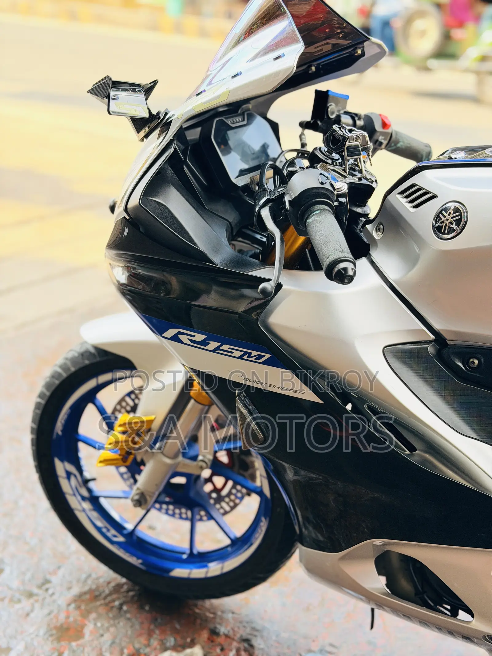 Yamaha 2023 Blue
