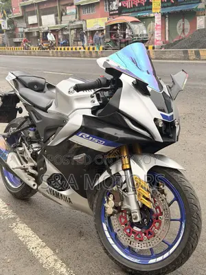 Yamaha 2023 Blue