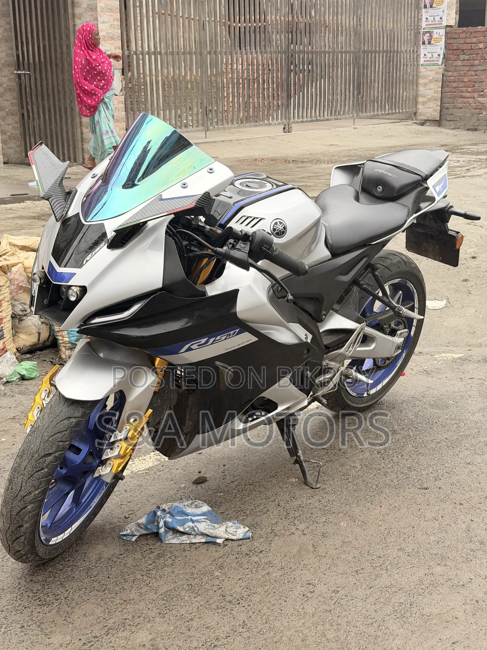 Yamaha 2023 Blue