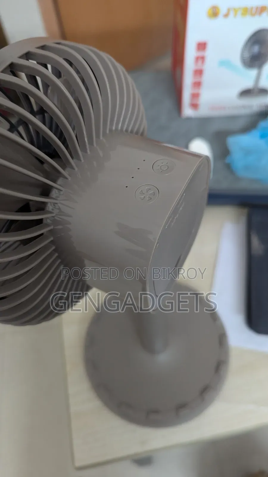 Charger Fan - Brand New High Quality Jysuper Jy 2218