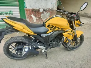 সুজুকি জিক্সার মনোটোন ২০২৩ ইয়েলো