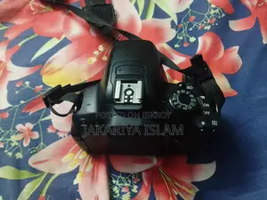 ক্যানন ৭০০ডি