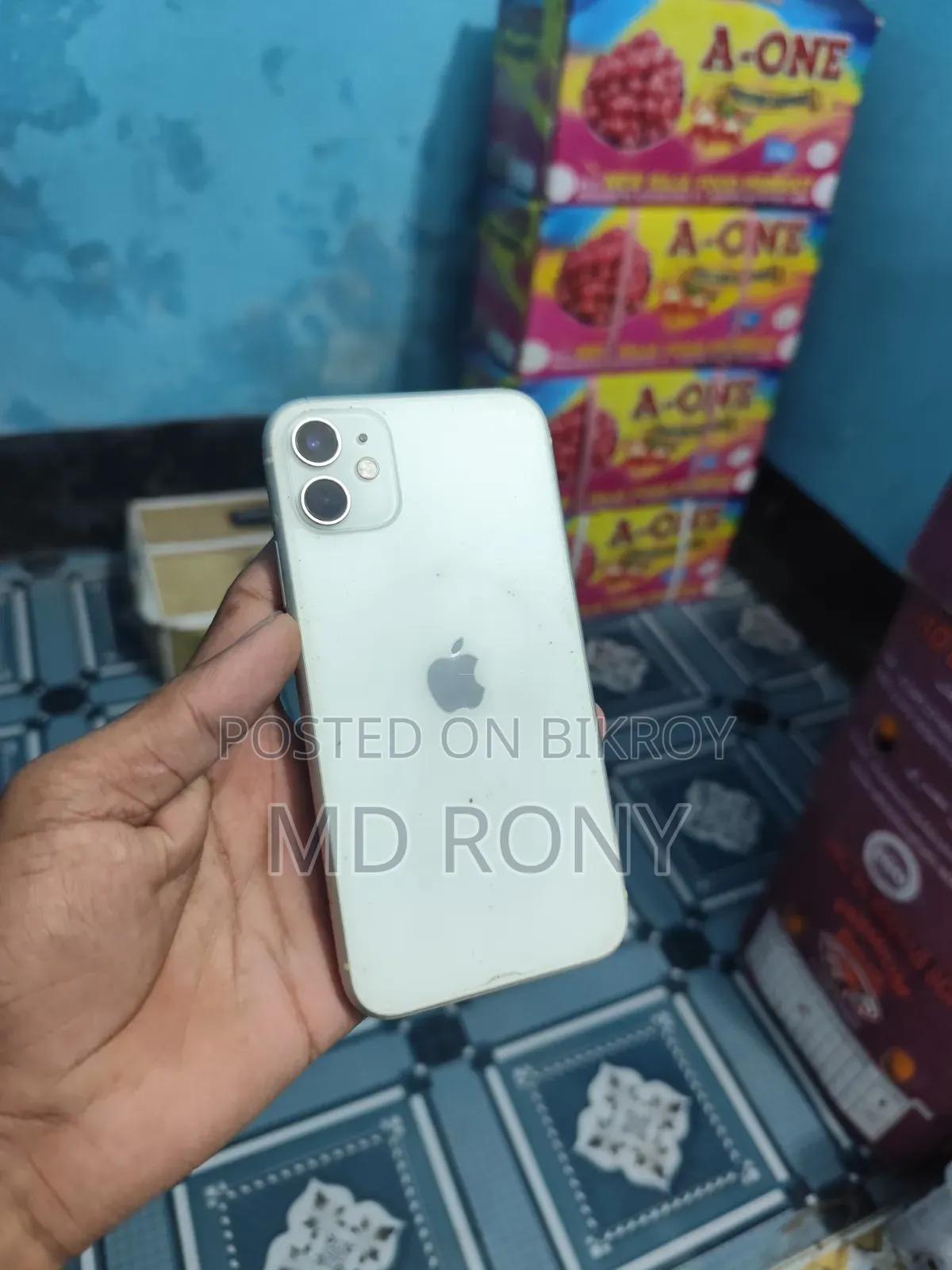 Apple iPhone 11 64 GB White