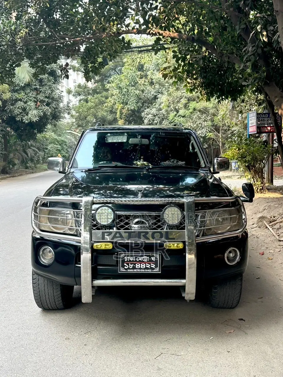 Nissan Patrol 2002 Black