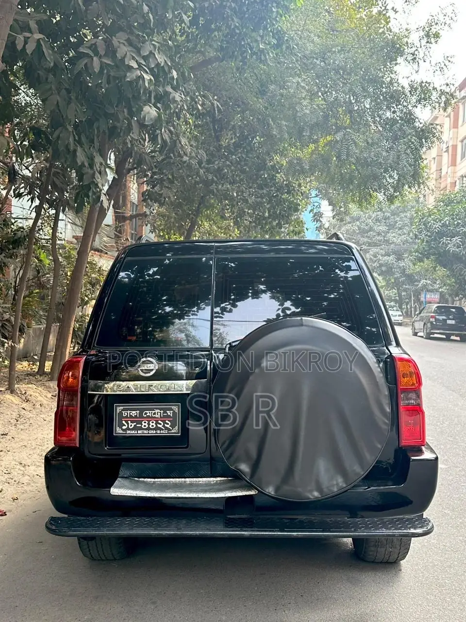 Nissan Patrol 2002 Black