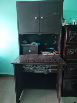 ফোল্ডিং স্টাডি টেবিল কাম বুক শেলফ