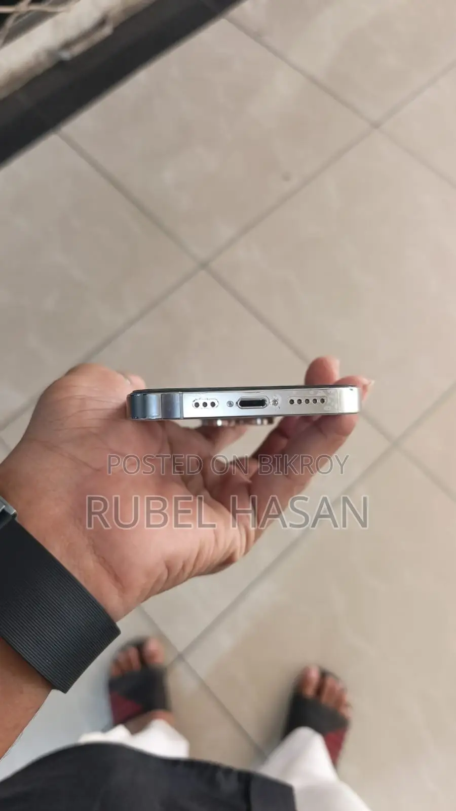 অ্যাপল আইফোন ১৪ প্রো ১২৮ জিবি হোয়াইট