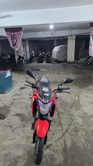 হোন্ডা হর্নেট ২০২০ রেড