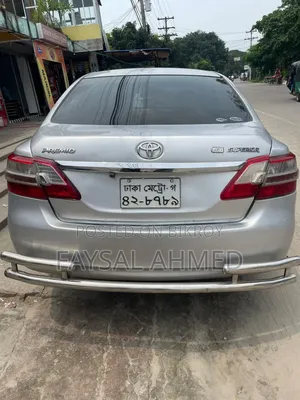 Toyota Premio 2012 Silver