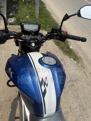 TVS Apache 160 4V 2021 Blue