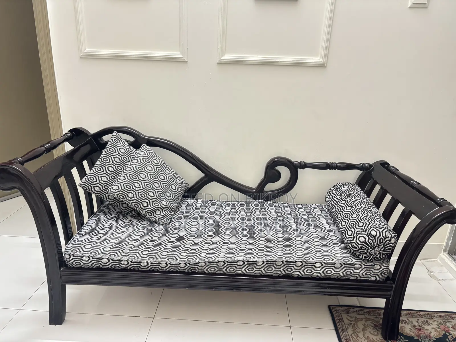 Divan Sofa