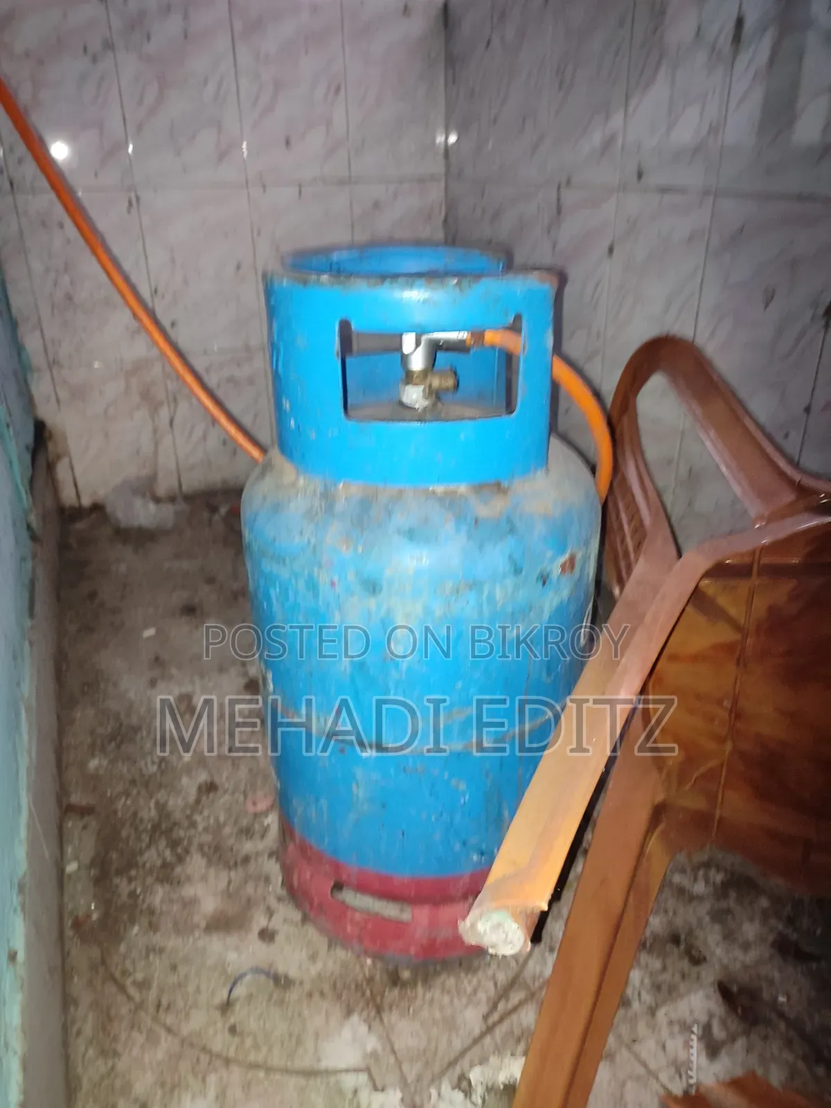 Gas Stove and Cylinder