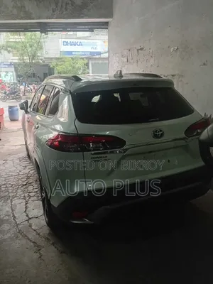 Toyota Corolla Cross 2022 Pearl